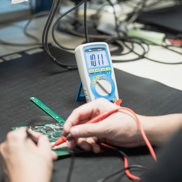 NI 64 Compacte digitale multimeter
