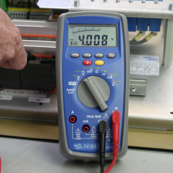 NI 98 III, True RMS CAT IV digitale multimeter